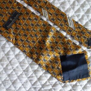 ERMENEGILDO ZEGNA Italy Silk Tie – Gold